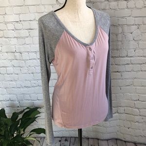 American Eagle Long Sleeve Top Size Medium
